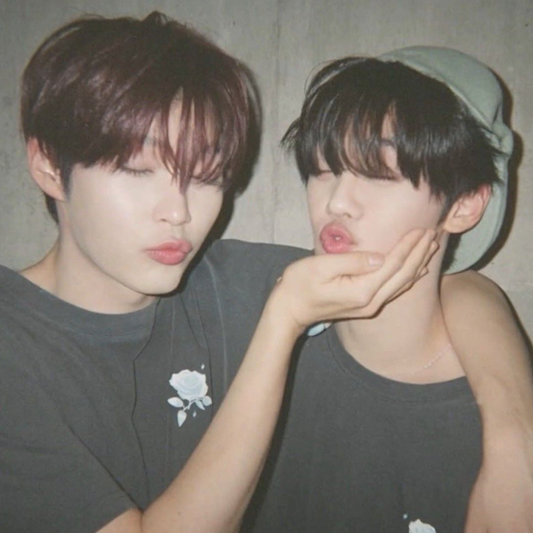 キム・ギュビン (ZEROBASEONE)の最新写真