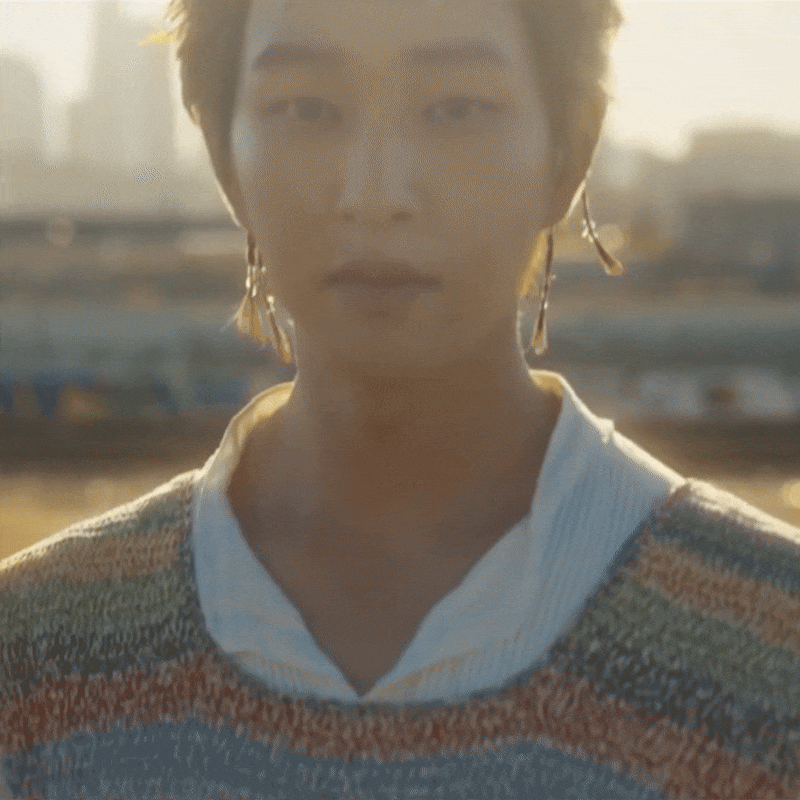 Behind-the-scenes cut of Onew (SHINee)