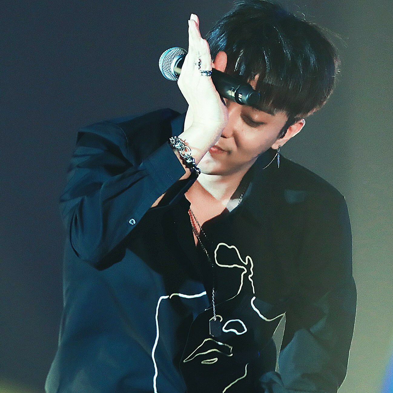 Behind-the-scenes cut of Eun Jiwon (SECHSKIES)