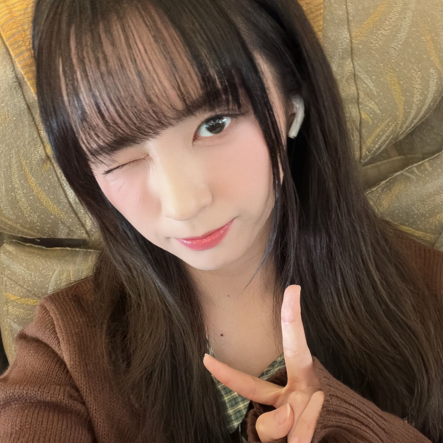 Behind-the-scenes cut of Mashiro (MADEIN)