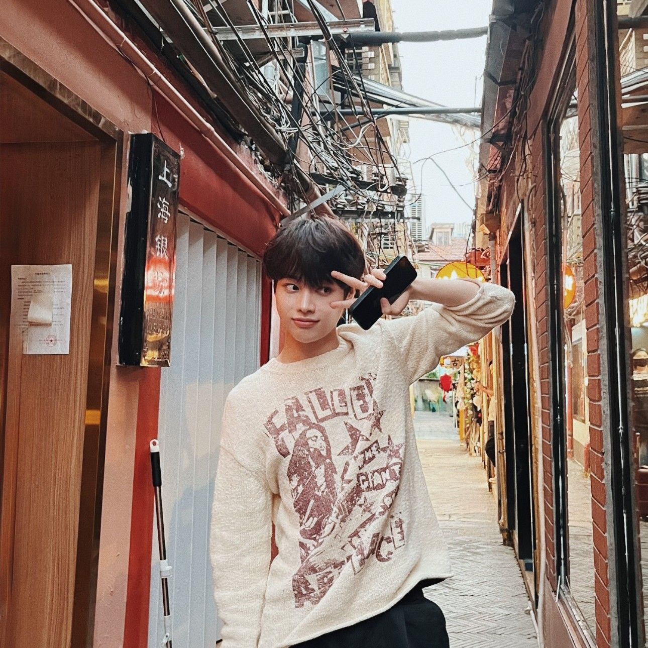 Latest photo of Hanbin (TEMPEST)
