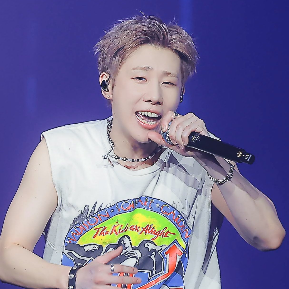 A moment captured by Sungkyu (INFINITE)'s fan