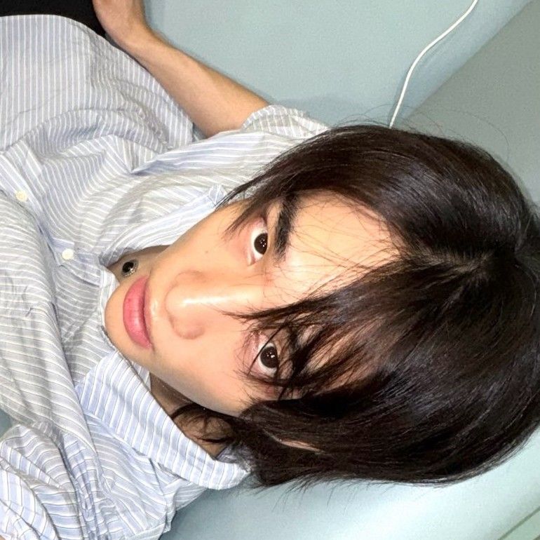 Latest photo of Hyunjin (Stray Kids)