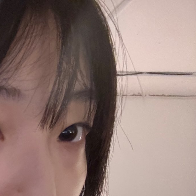 Latest photo of YeoJin (Loossemble)