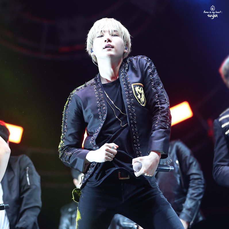 슈가 (방탄소년단) 최근 활동샷