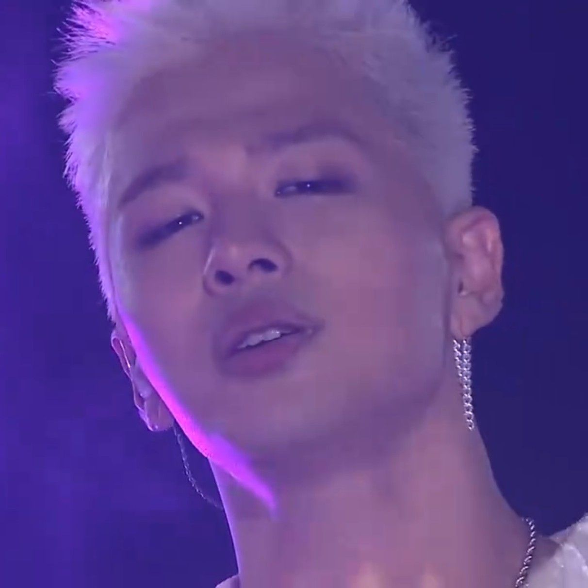 Latest photo of Taeyang (BIGBANG)
