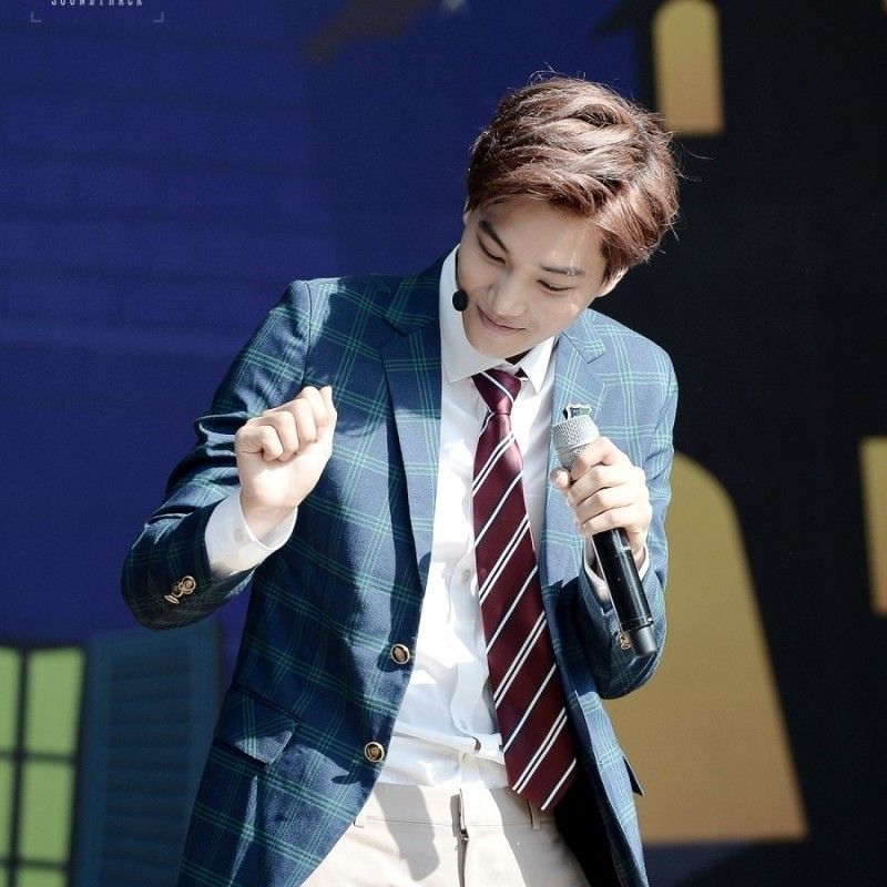 Kai (EXO)的幕後花絮