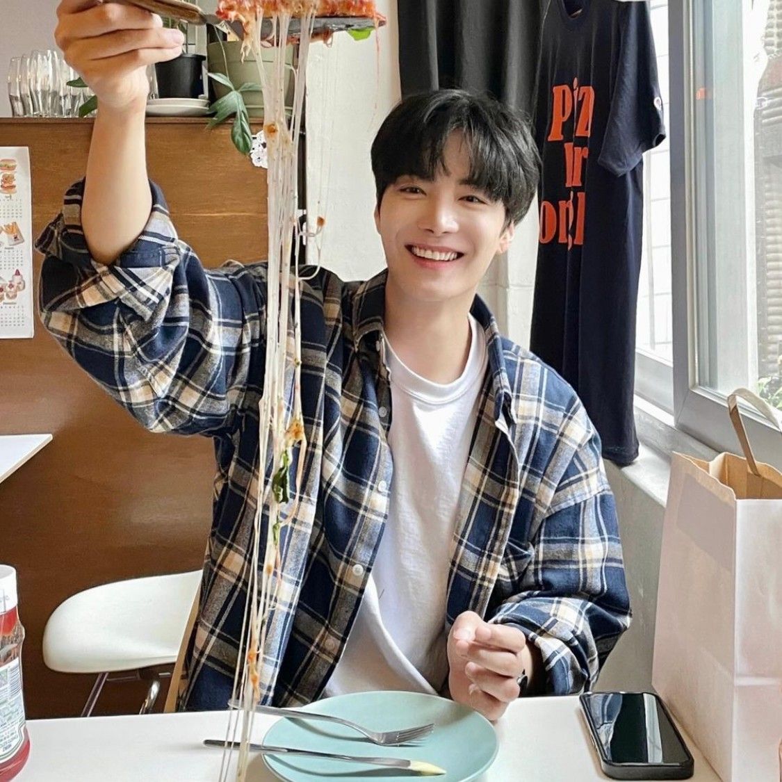 Recent activity shot of Kim Jonghyeon