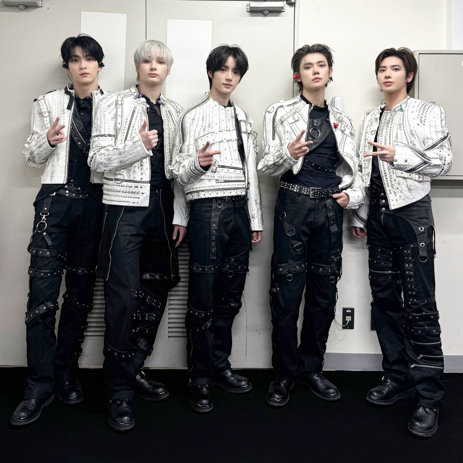 TOMORROW X TOGETHERの最近の活動写真