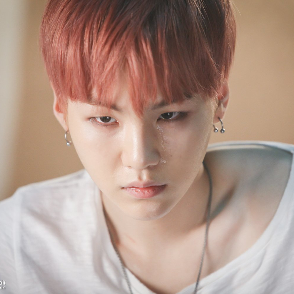 Behind-the-scenes cut of SUGA (BTS)