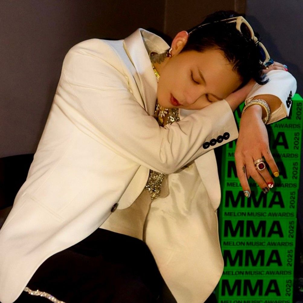 Behind-the-scenes cut of G-DRAGON (BIGBANG)