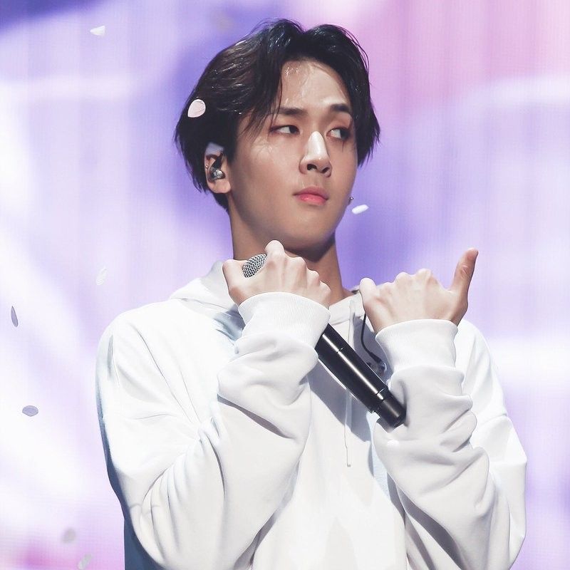 Behind-the-scenes cut of VIXX