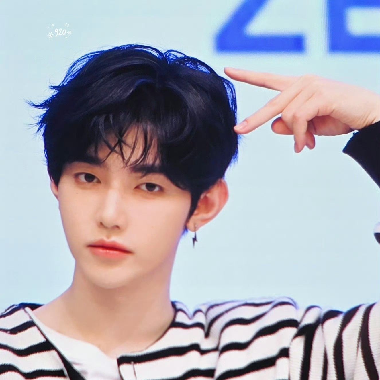 Behind-the-scenes cut of Zhang Hao (ZEROBASEONE)