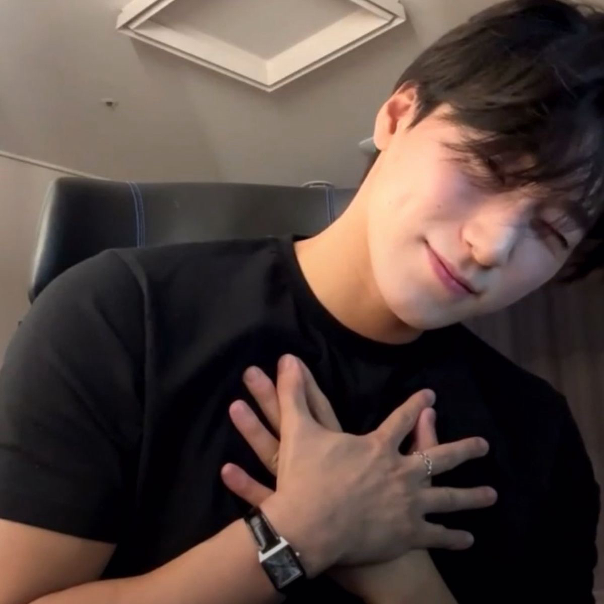A moment captured by San (ATEEZ)'s fan