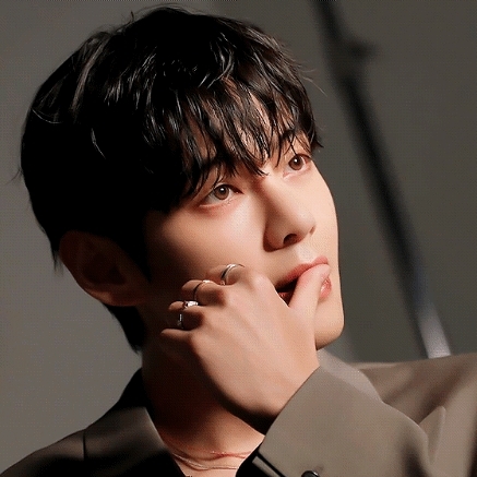 Must-see popular post of 뷔 (방탄소년단), your favorite