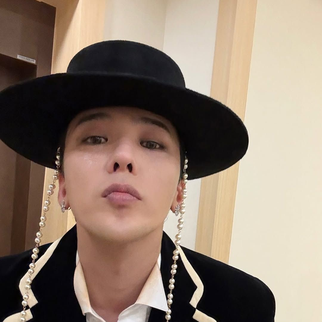 Momen yang diabadikan oleh penggemar G-DRAGON (BIGBANG)