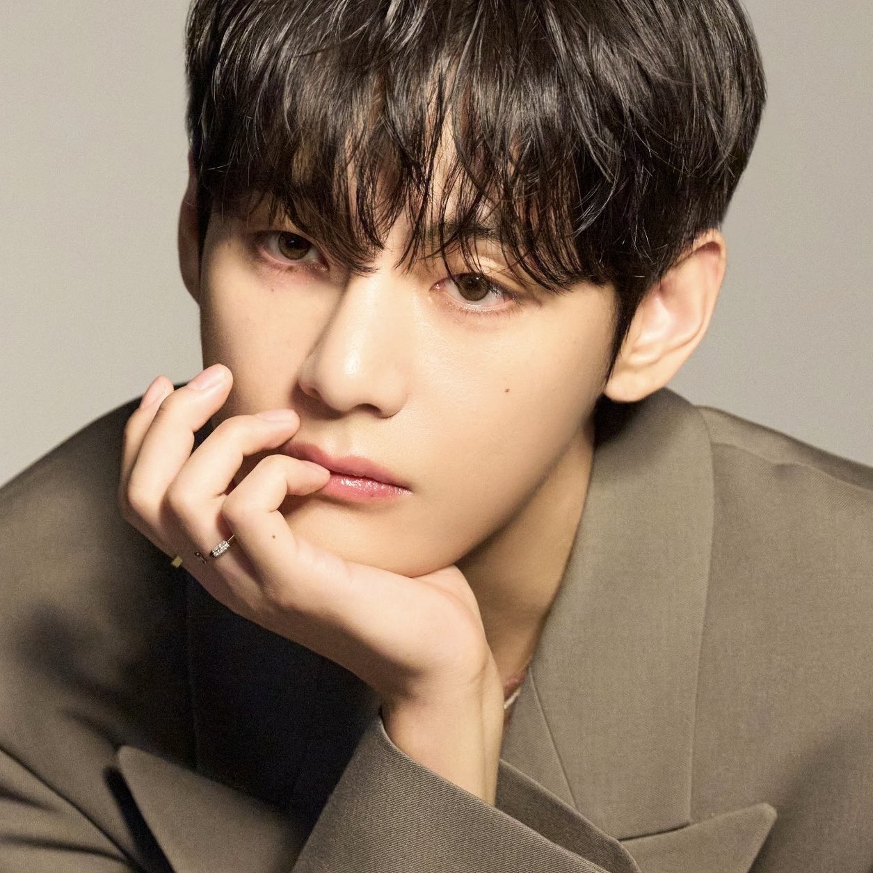 A moment captured by V (BTS)'s fan