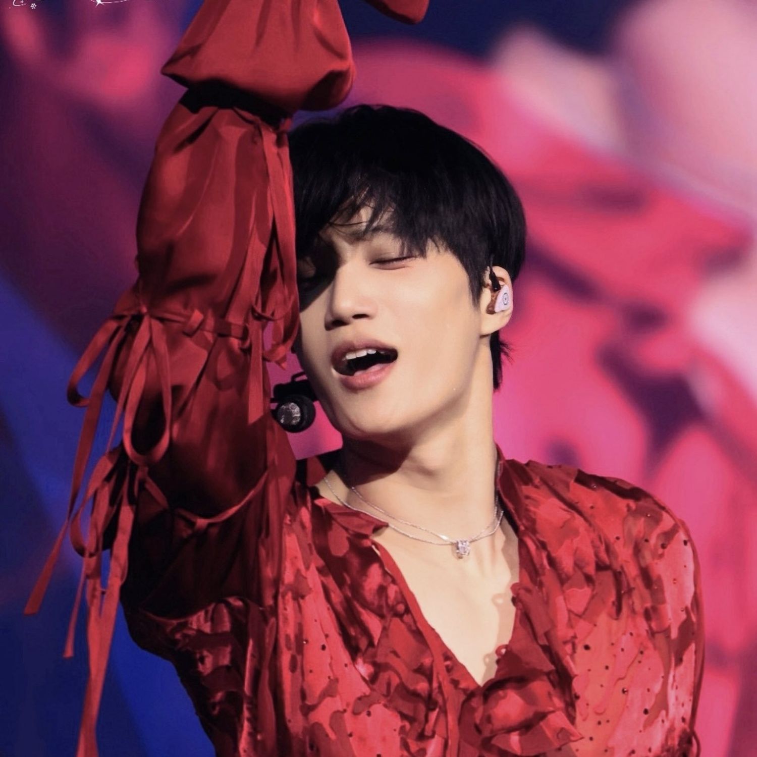 Behind-the-scenes cut of Kai (EXO)