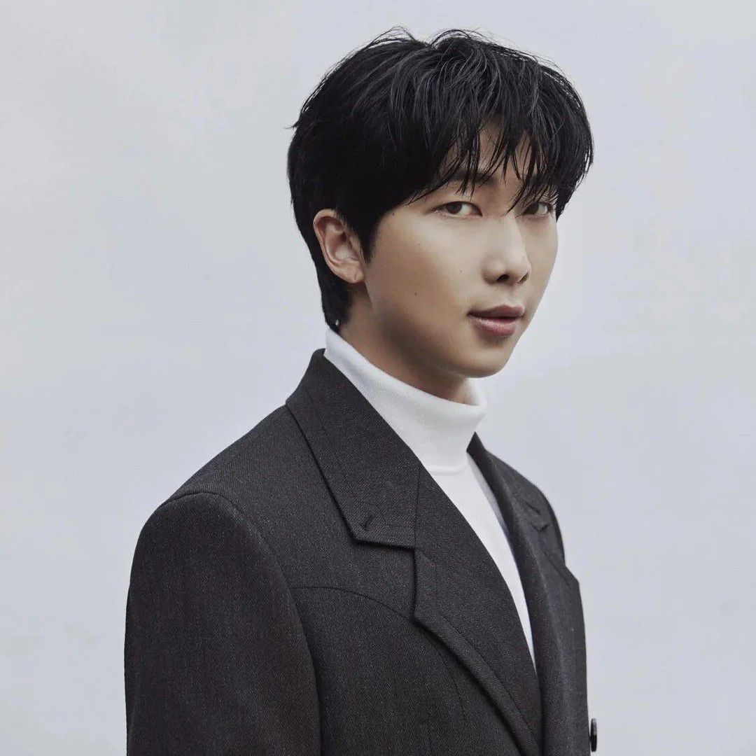 RM (BTS)の最近の活動写真