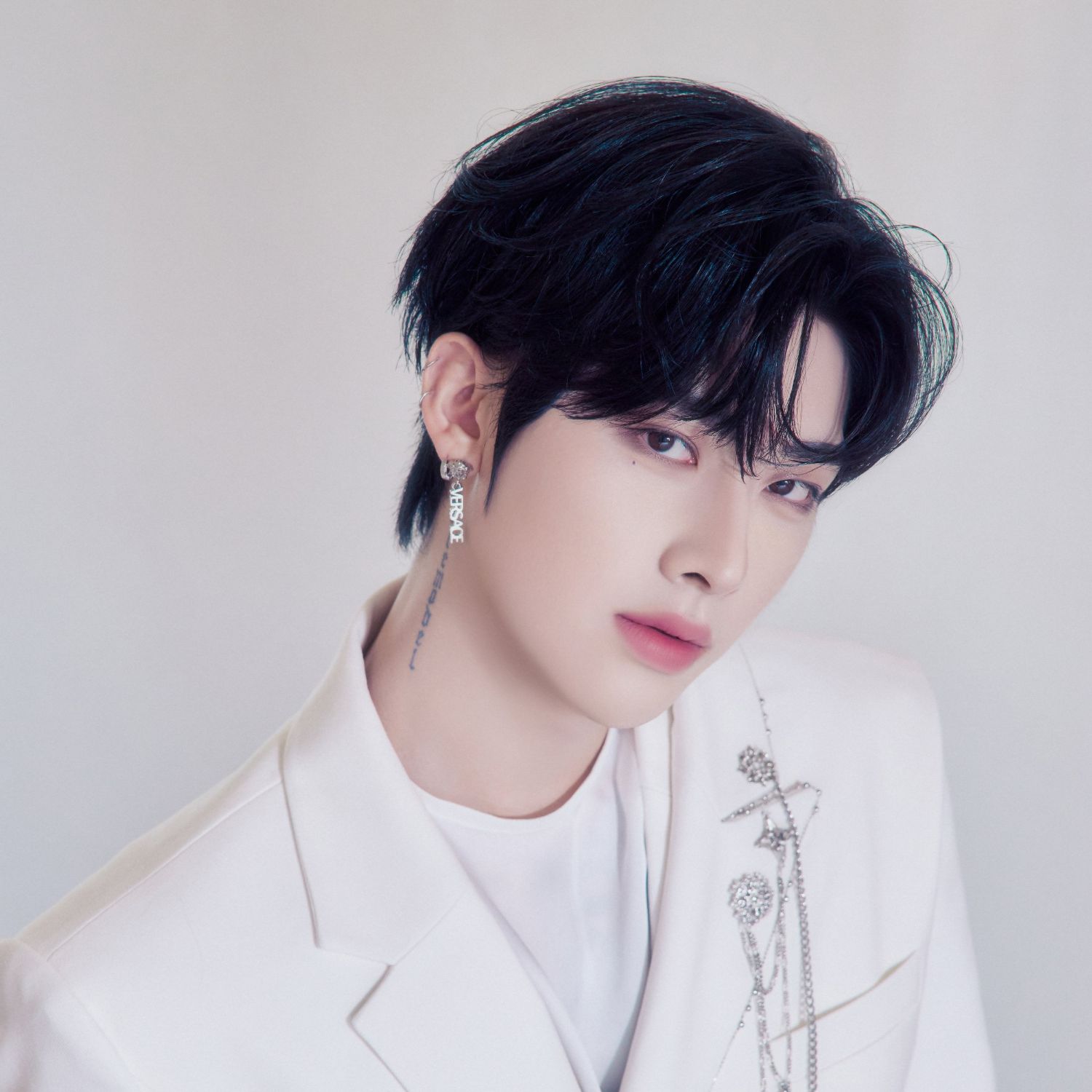 Recent activity shot of Ricky (ZEROBASEONE)