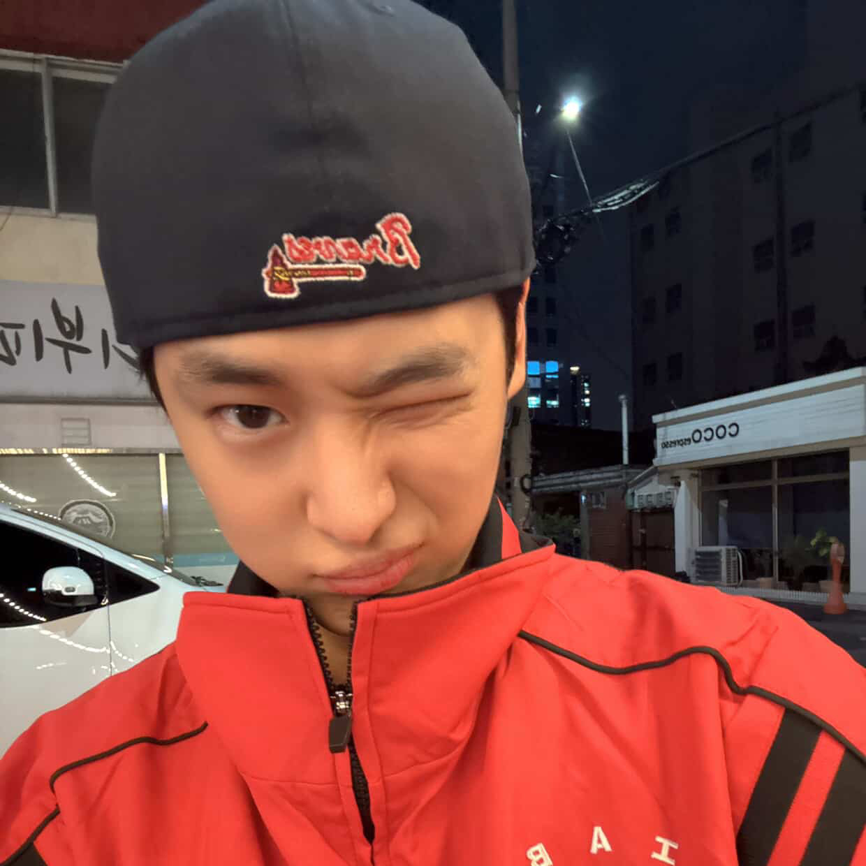 Behind-the-scenes cut of Choi Byungchan
