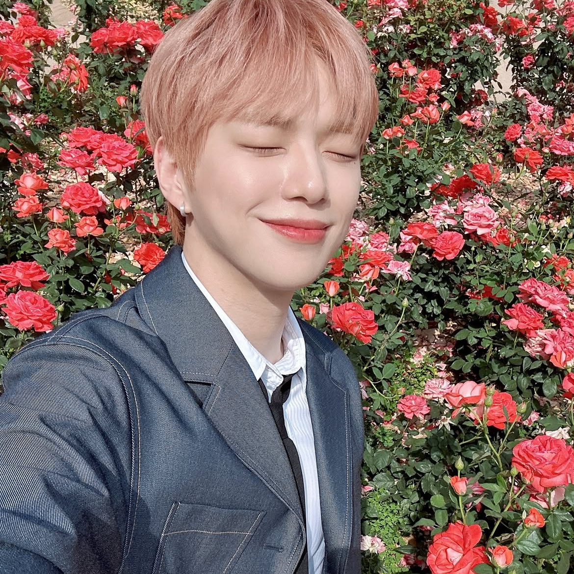 A moment captured by Kang Daniel's fan