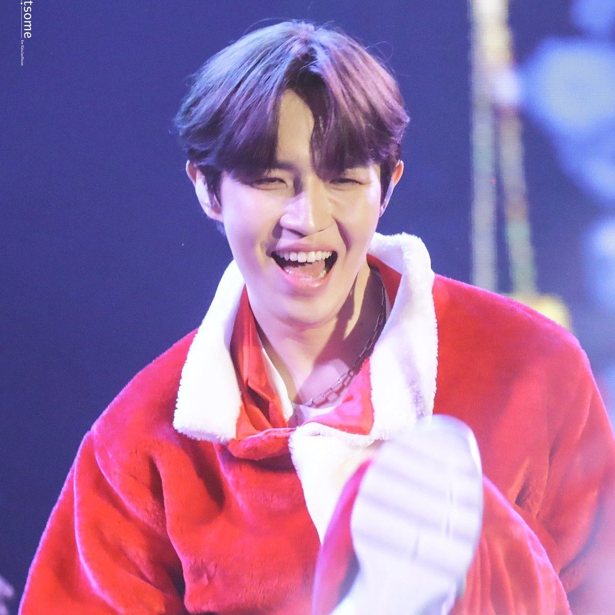 Foto aktivitas terbaru Kim Jaehwan