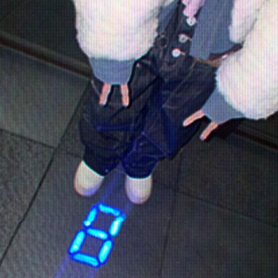 The 8 (SEVENTEEN)粉丝拍下的瞬间