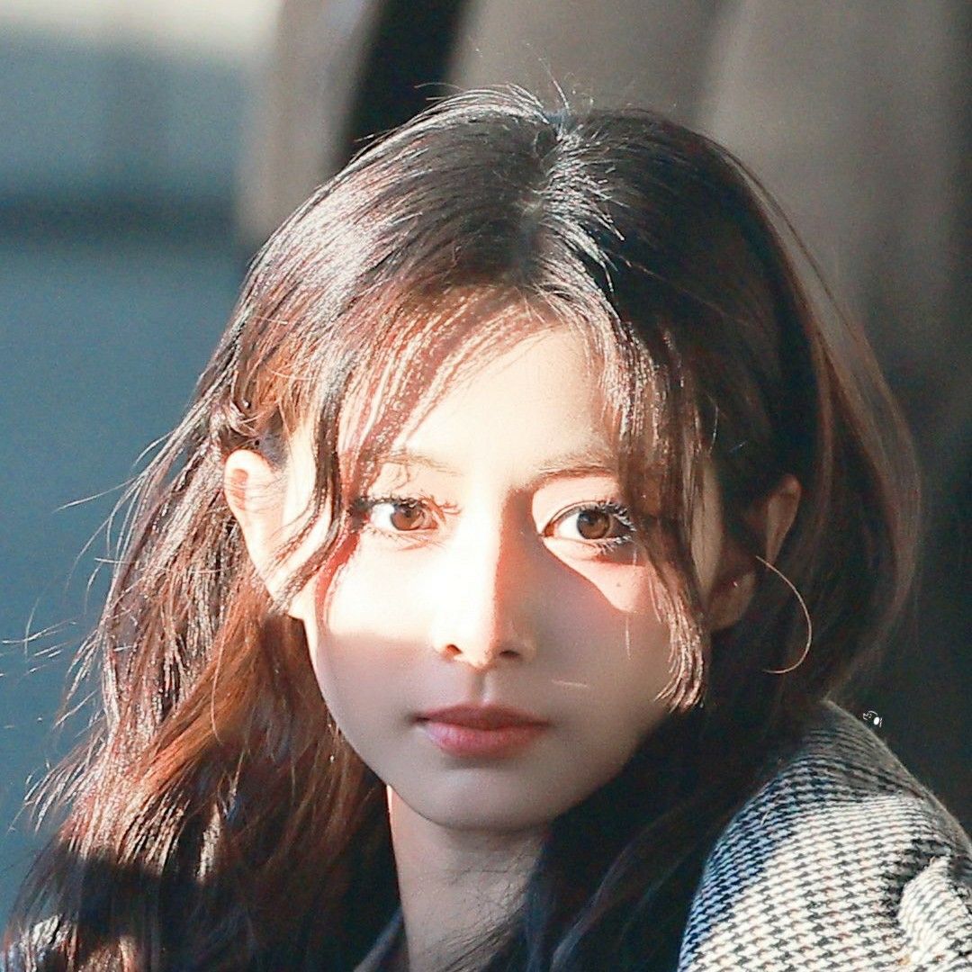 Latest photo of Tzuyu (TWICE)