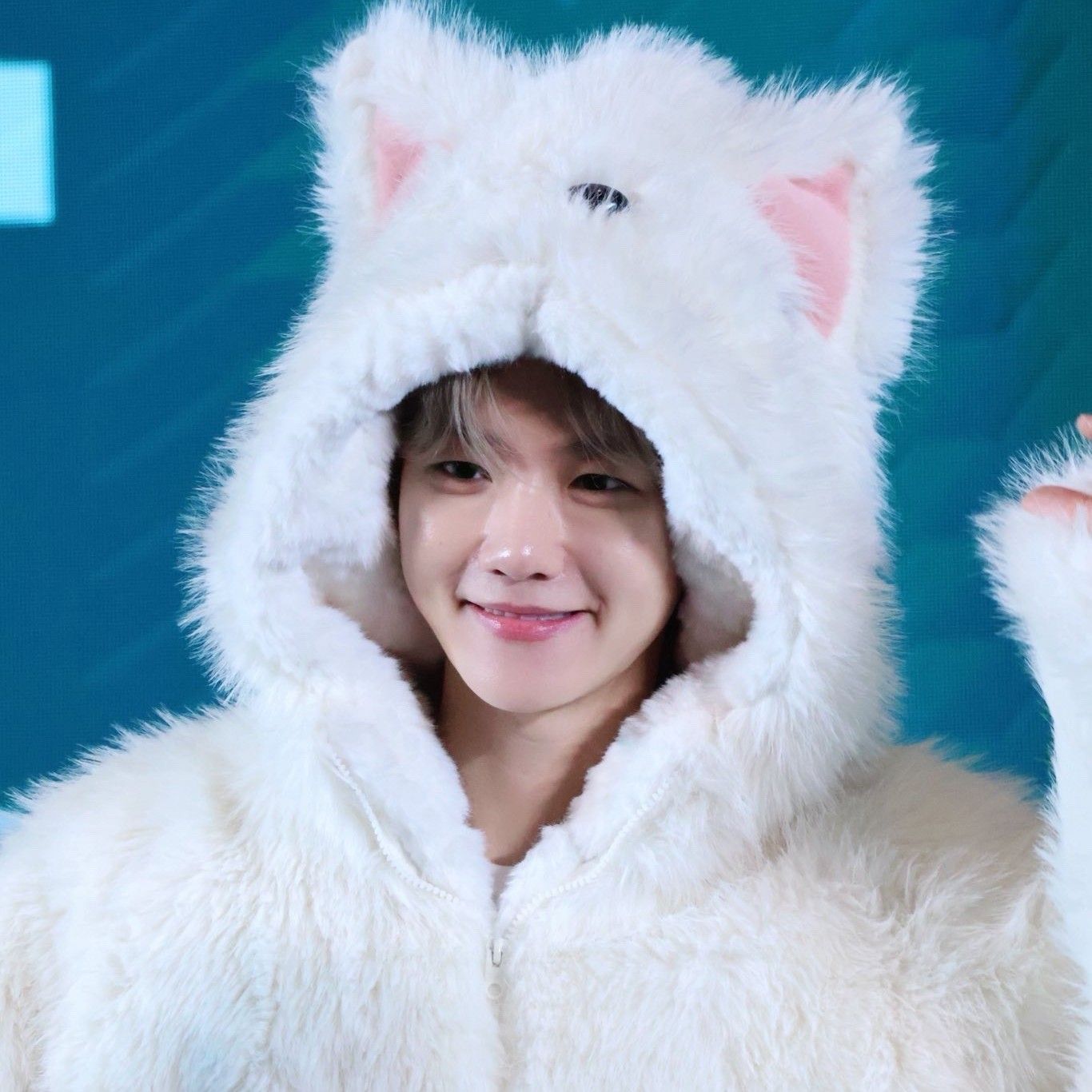 백현 (EXO)의 최신 사진