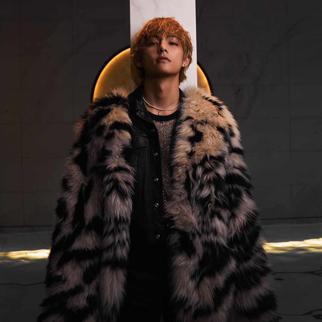 Recent activity shot of V (BTS)