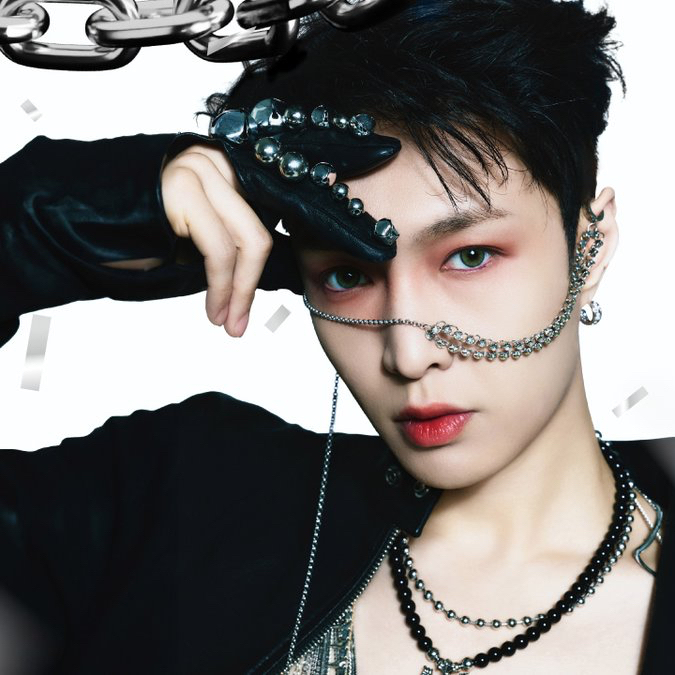 A moment captured by Lay (EXO)'s fan