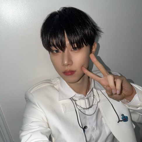 Hyunwoo (Xikers)的幕後花絮