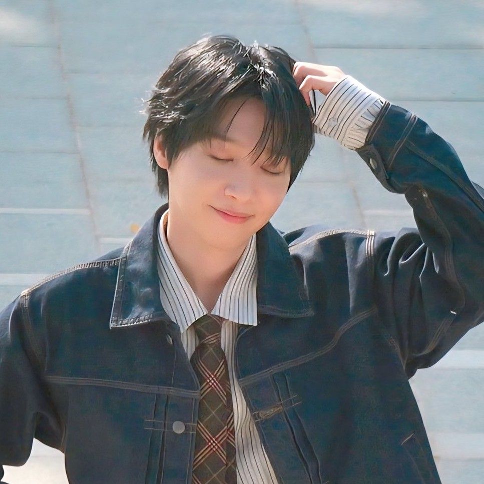 Latest photo of Jeong Sewoon