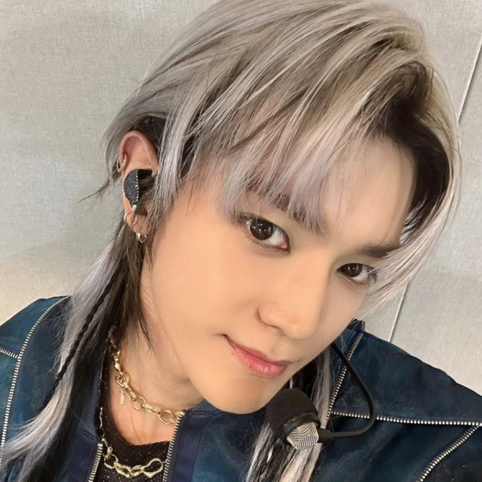 태용 (NCT 127)의 최신 사진