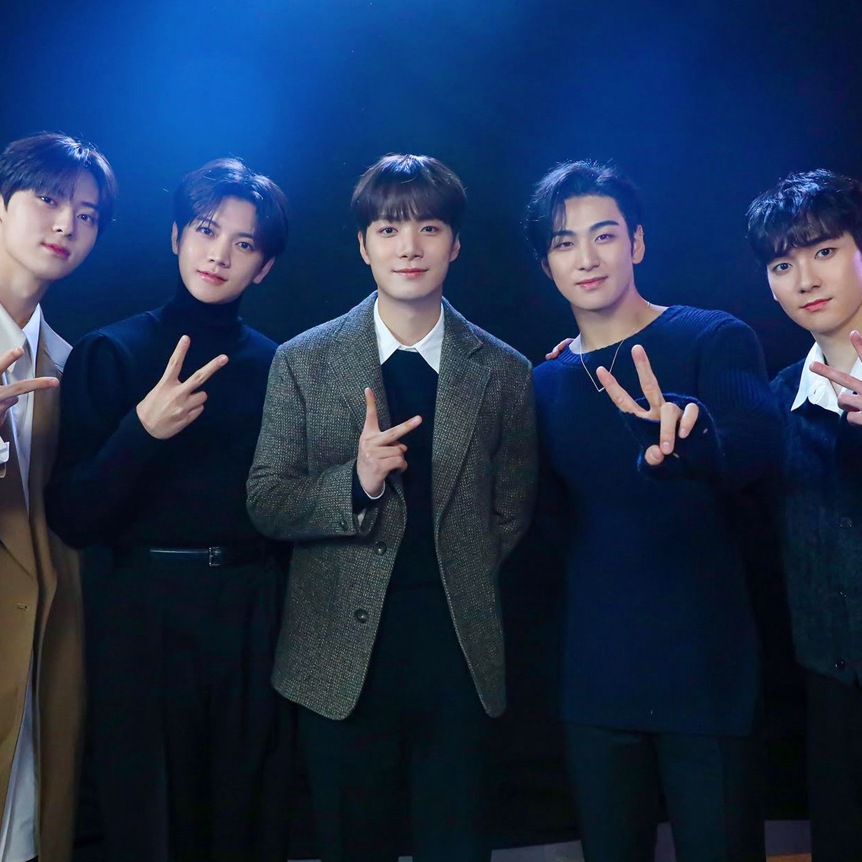 A moment captured by NU'EST's fan