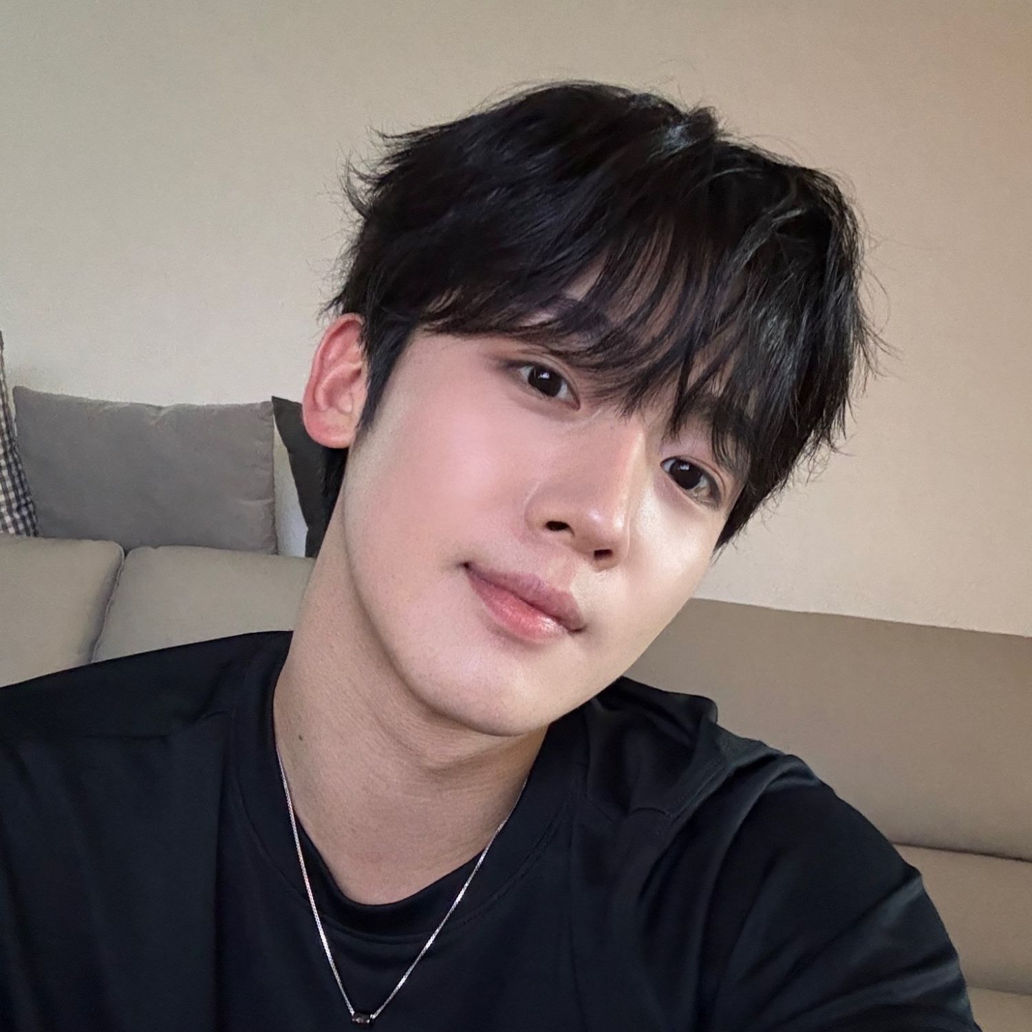 Behind-the-scenes cut of Kim Yohan (WEi)