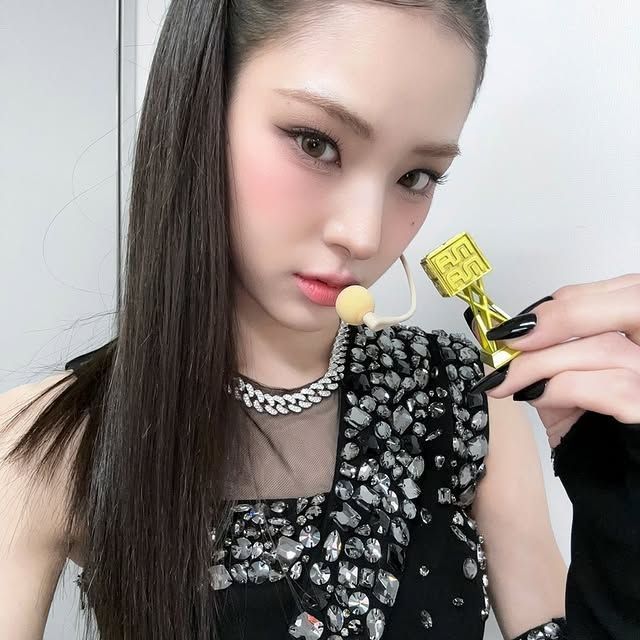 Recent activity shot of Mai (izna)