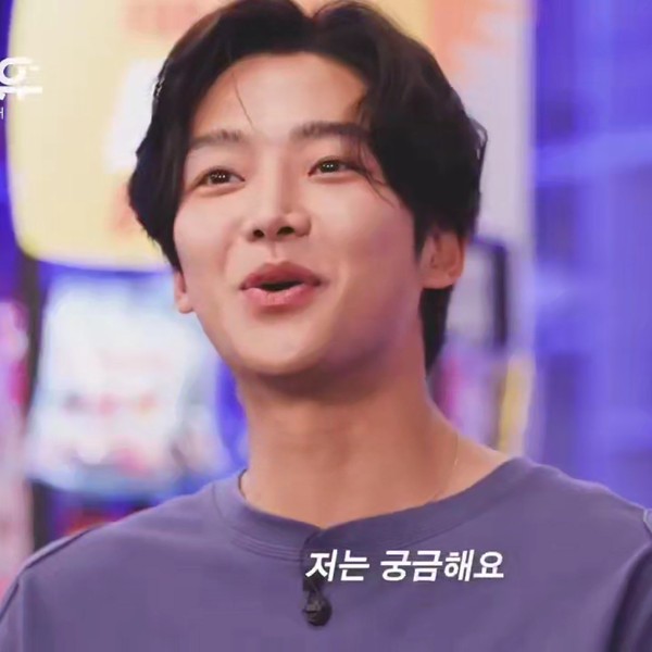 Popular profile image of Rowoon selected by votes