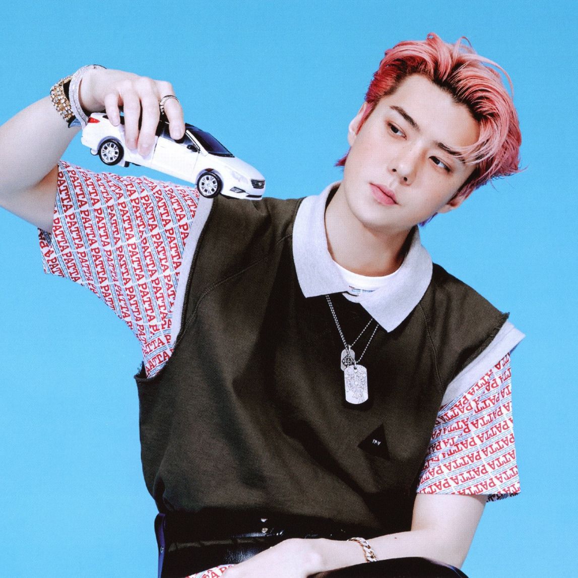 Behind-the-scenes cut of Sehun (EXO)