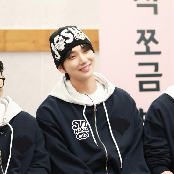 Latest photo of Joshua (SEVENTEEN)