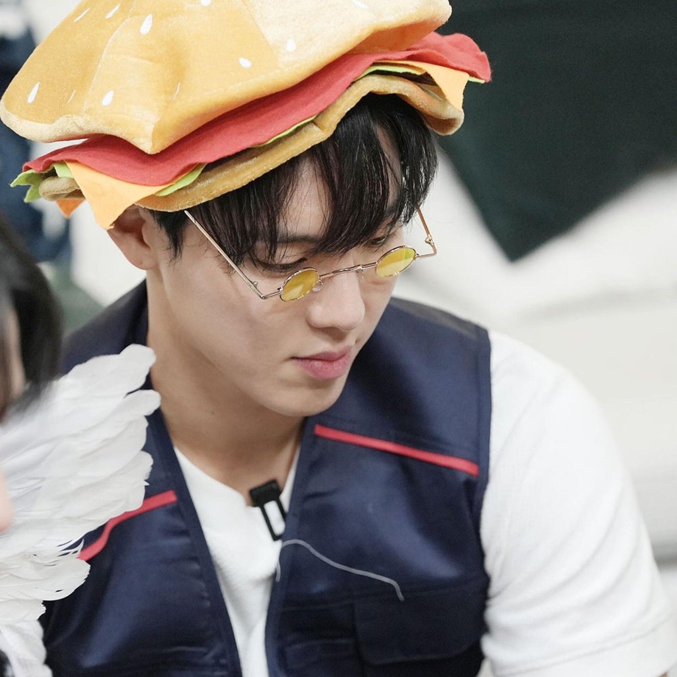 Behind-the-scenes cut of MONSTA X
