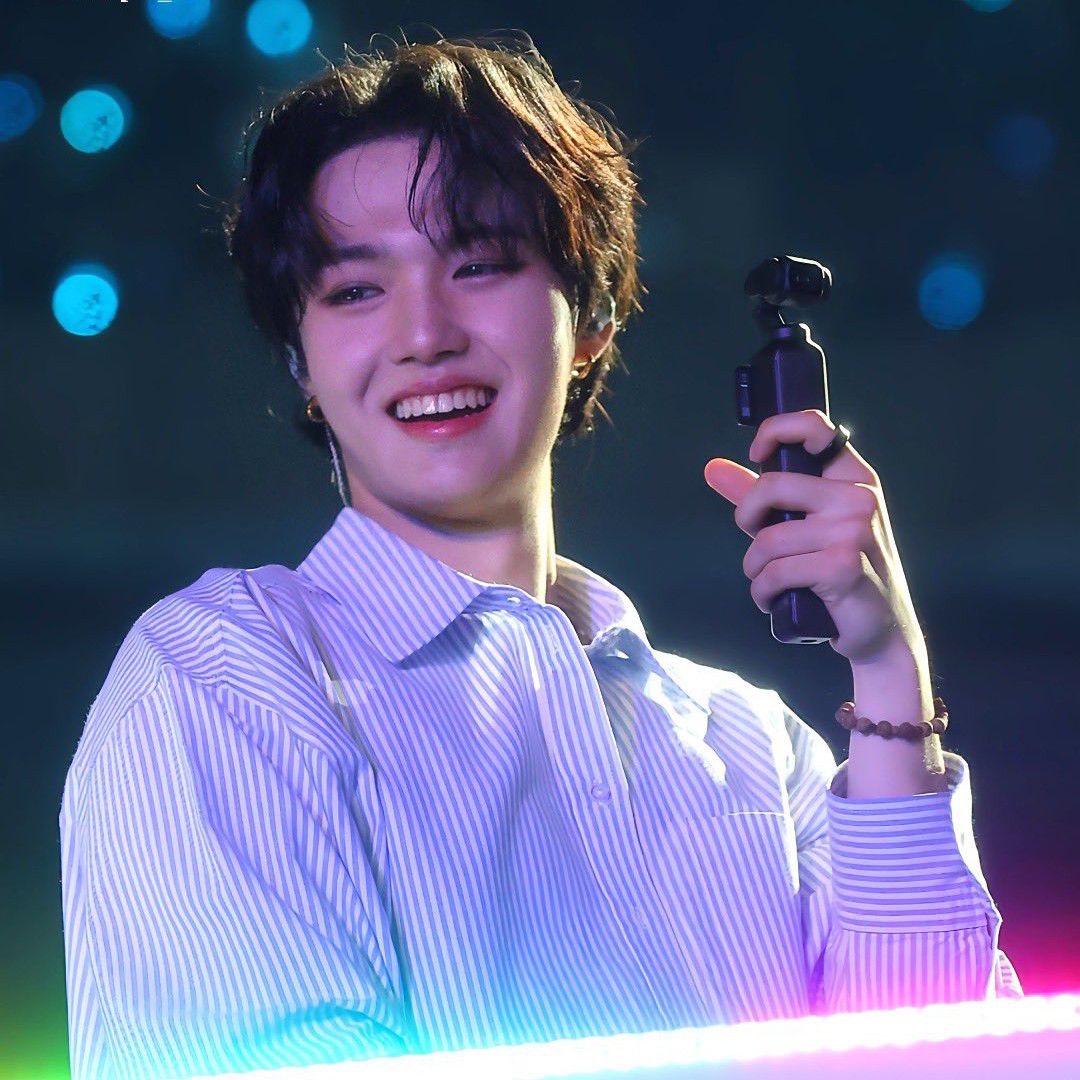 Latest photo of Doyoung (TREASURE)