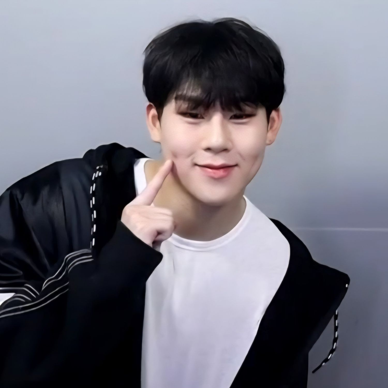 Behind-the-scenes cut of Joohoney (MONSTA X)