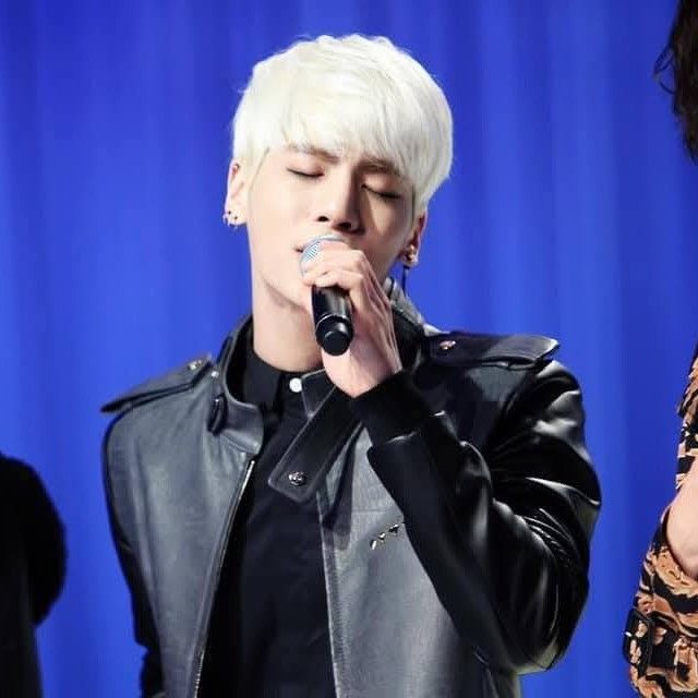 Latest photo of Jonghyun (SHINee)