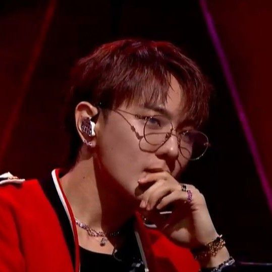 A moment captured by DK (iKON)'s fan