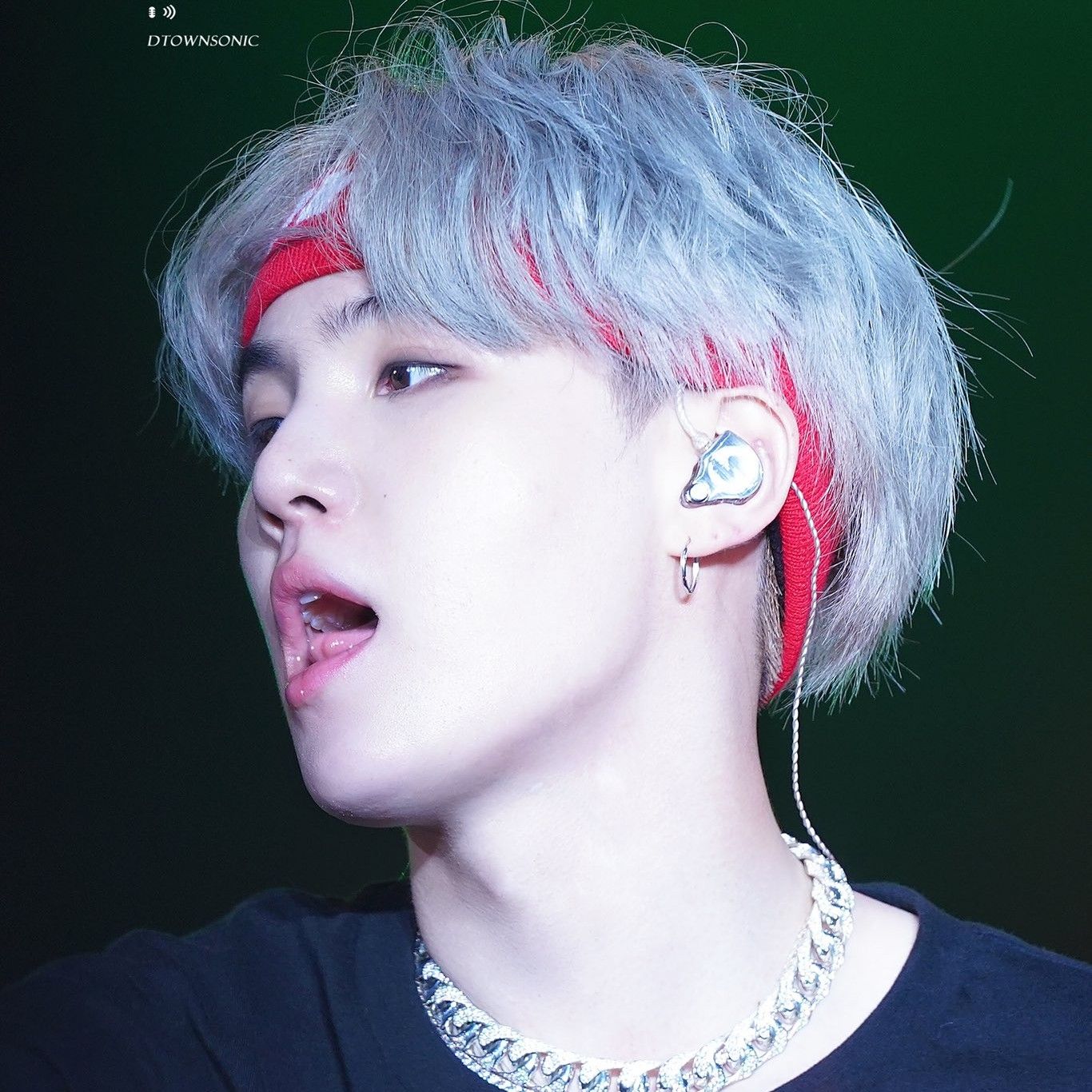 Latest photo of SUGA (BTS)