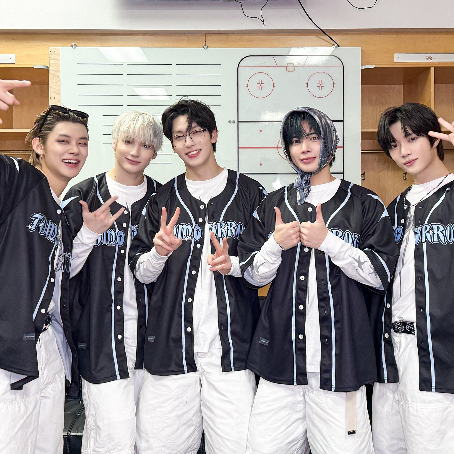 Foto terbaru TOMORROW X TOGETHER