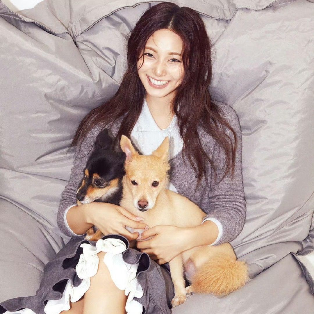 쯔위 (TWICE)의 비하인드 컷