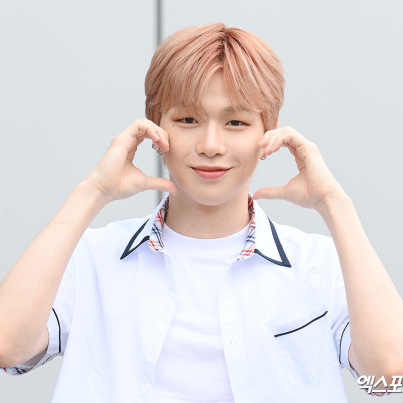 A moment captured by Kang Daniel's fan